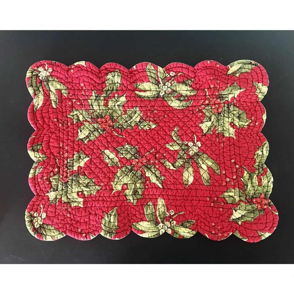 C&F Home Rectangular Quilted Reversible Placemats Holly Red Set of 4 ESTATE SALE